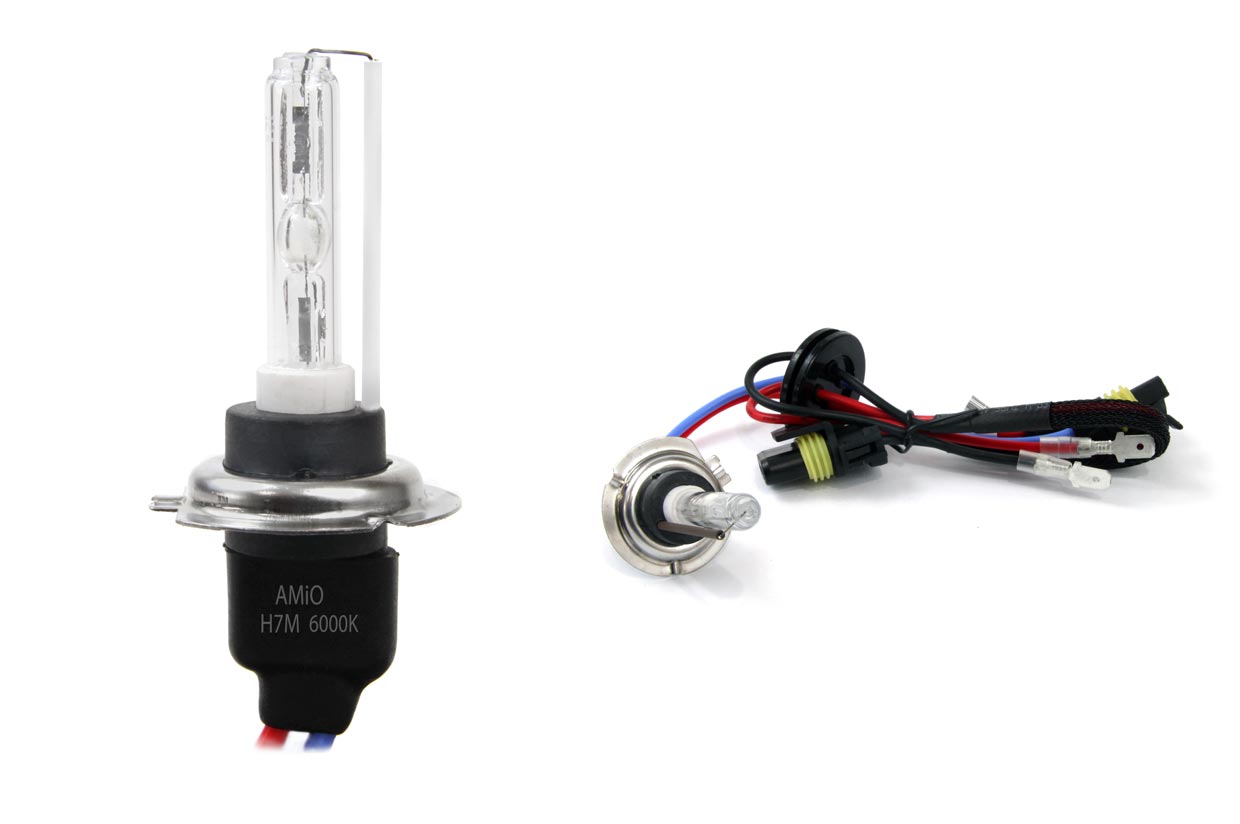Lampada xenon H7 con temperatura colore 6000K e base in metallo