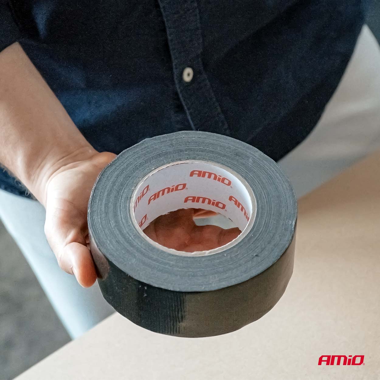 Sort duct tape på rulle, 48 mm x 50 m