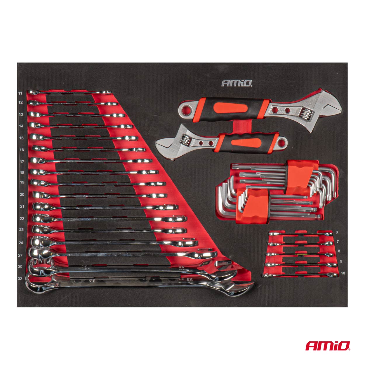 Armadio mobile con 471 utensili