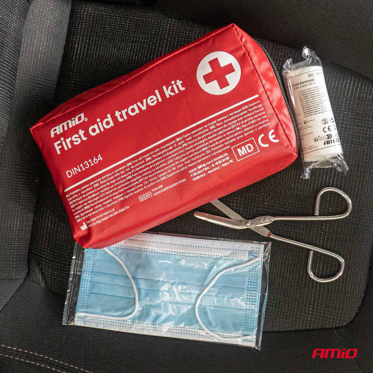 Kit di pronto soccorso completo con contenuto per il primo intervento premedico