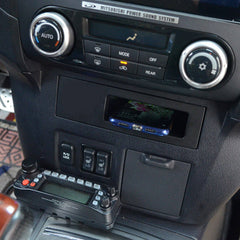 Mitsubishi Pajero 2017-2018 Trådløs Mobiloplader med 10W hurtigopladning