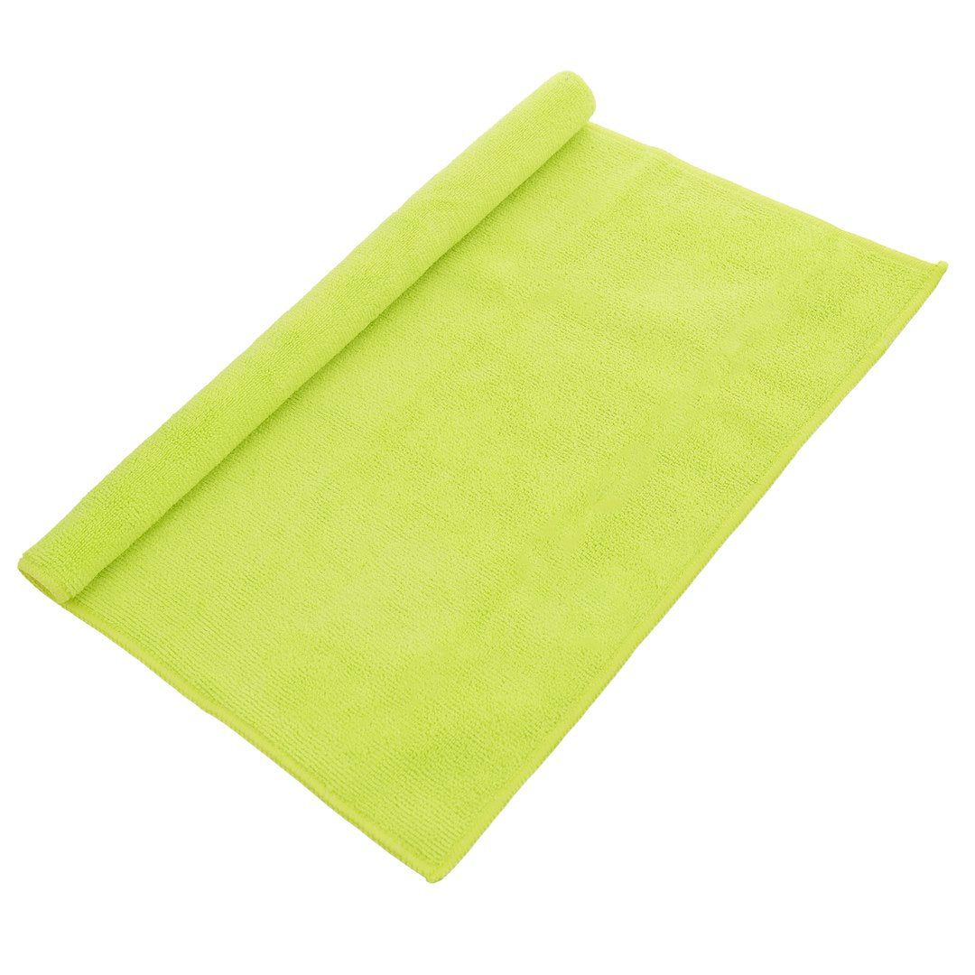 Set di panni in microfibra per la cura e la pulizia dell’auto.