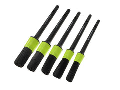 Set detailing con spazzole, microfibra e borsa