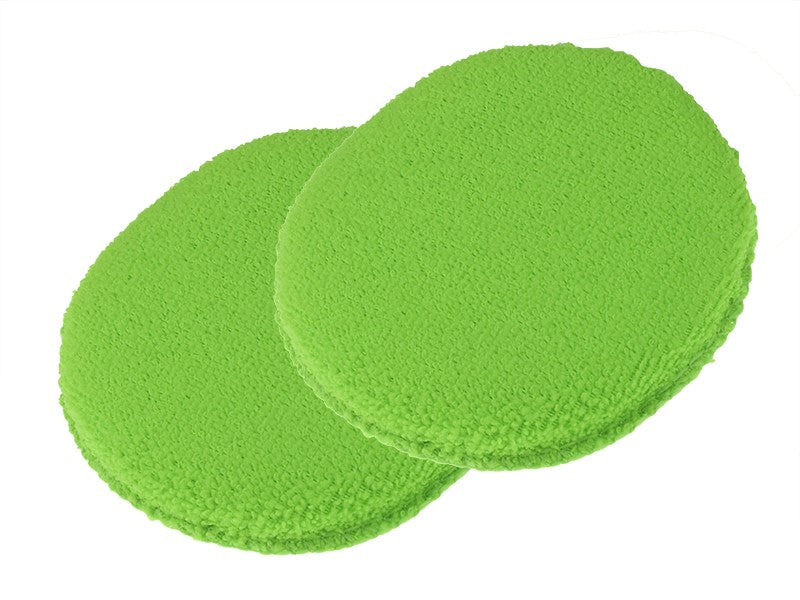 Kit cura auto con guanto lavaggio e spazzole per detailing