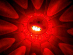 Lampada di segnalazione con 12 LED di emergenza e torcia da 3 LED