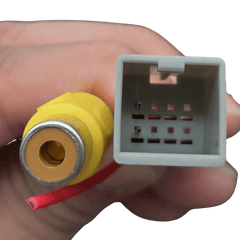 Cavo adattatore Suzuki/Mistubishi/Isuzu - Telecamera posteriore originale su radio aftermarket – Carmediaeurope.com