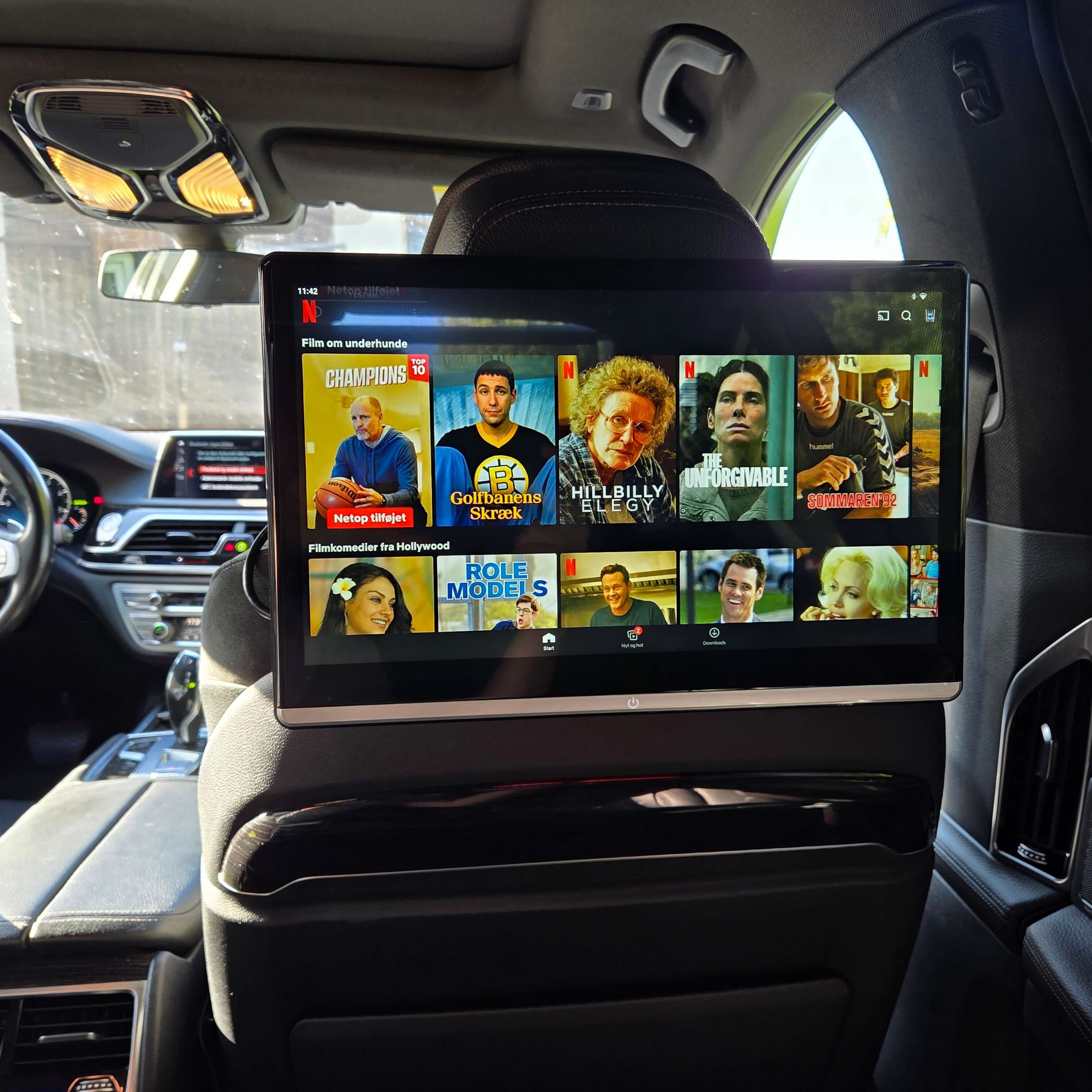 14" Bagsædeskærm m. Netflix, Youtube, TV2 Play mm. – Bilmedie.dk